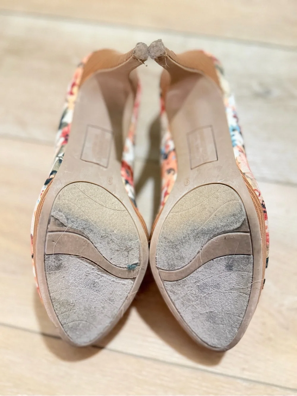 Christian Siriano Floral Pumps - Peach, Cream & Coral Accents